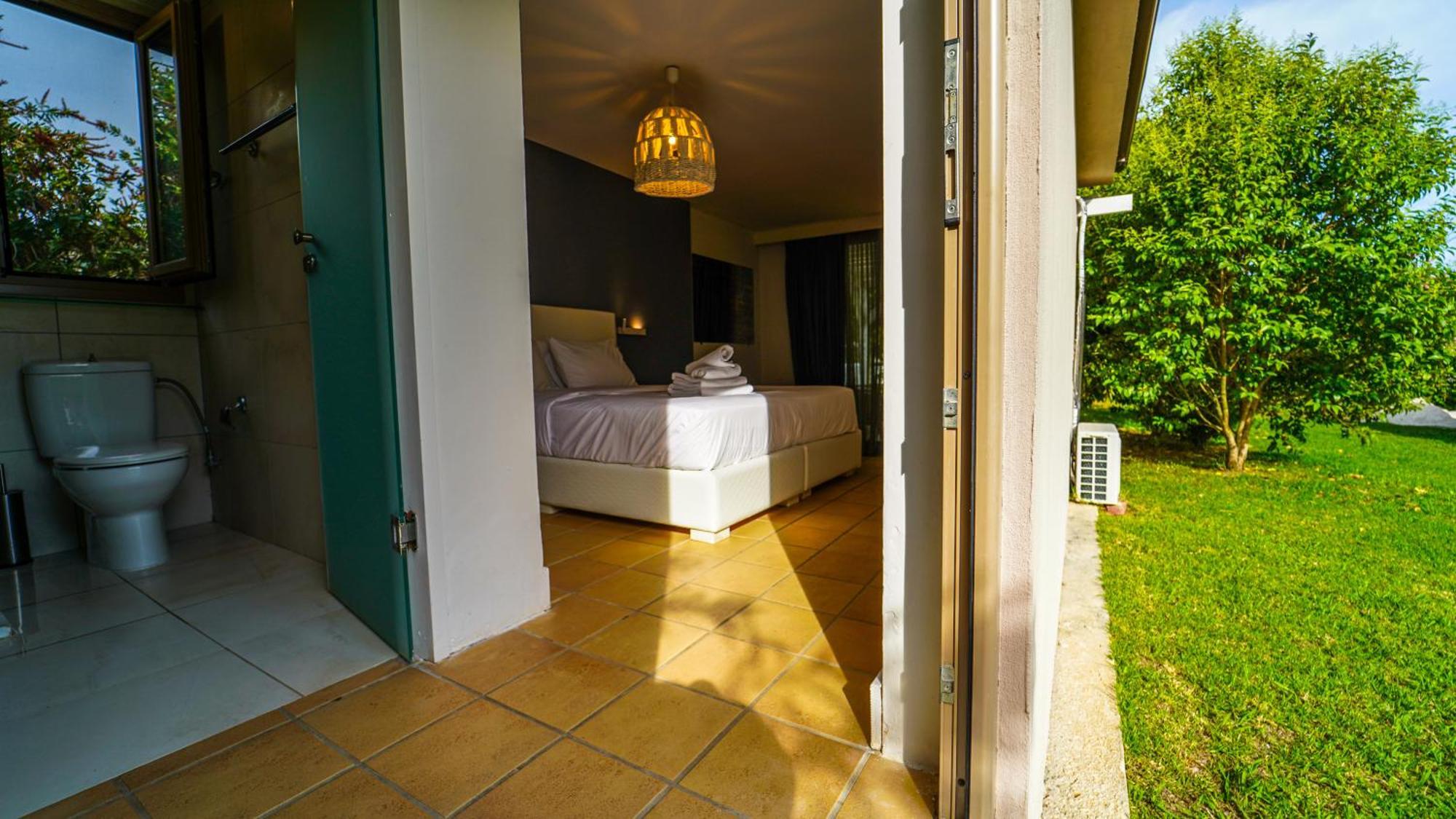 Cape North West Hotel Parga Exterior foto