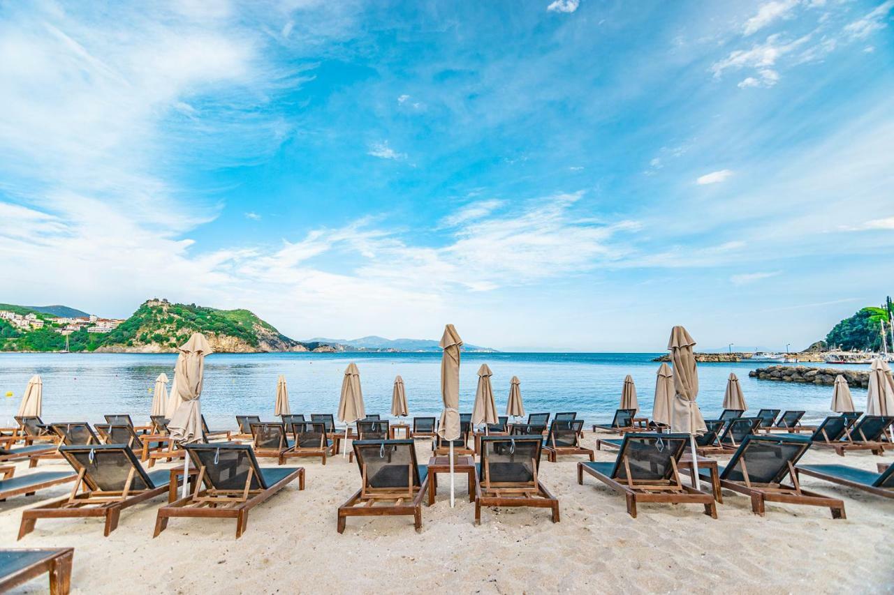 Cape North West Hotel Parga Exterior foto